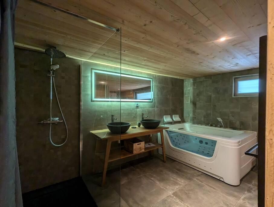 Chalet Des Belles Roches, 14 Pers, Garden, Sauna Ла-Бресс Экстерьер фото